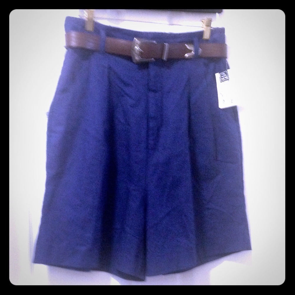 Vintage 80's pleated high waisted shorts NWT